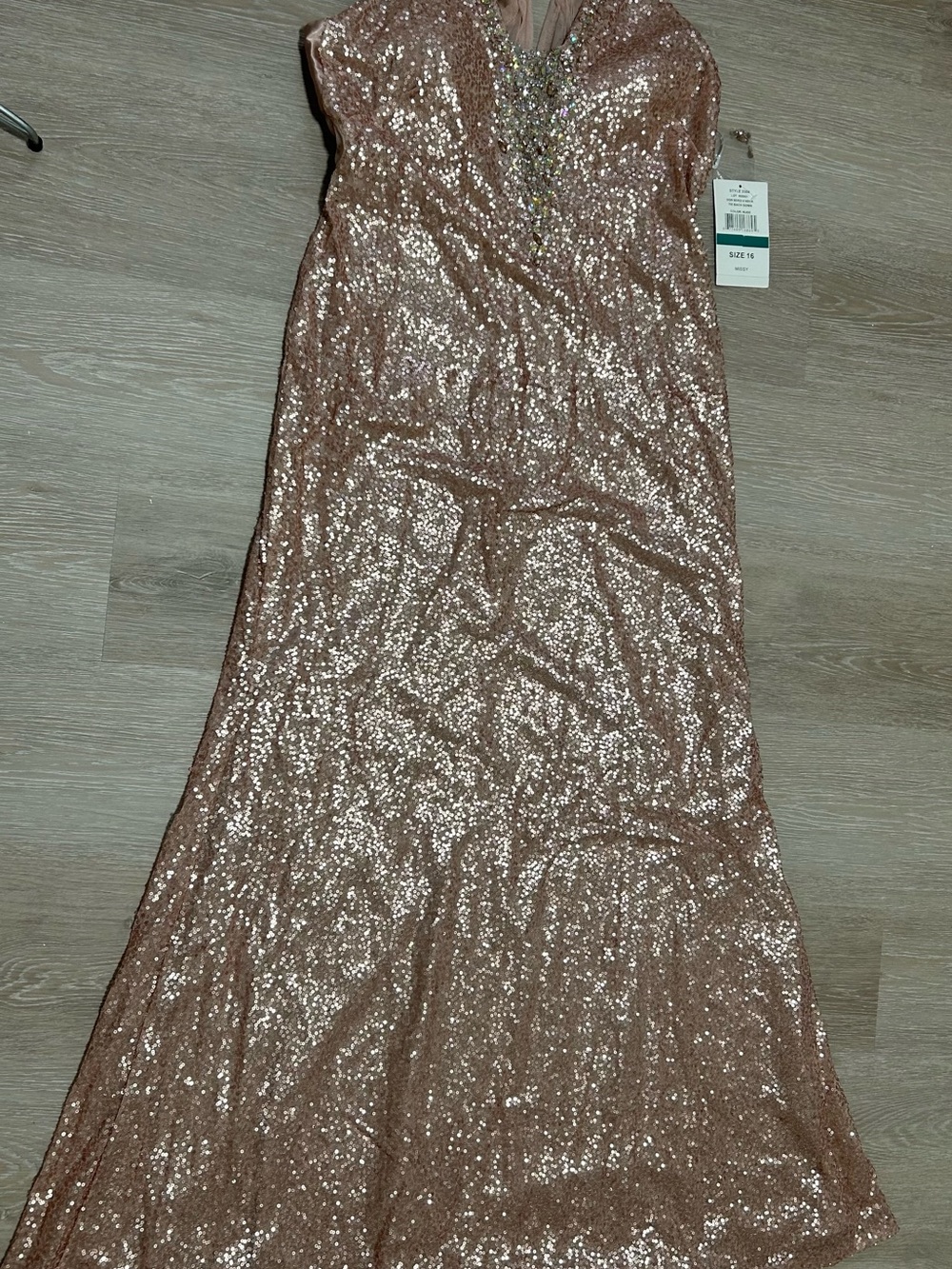 Sparkling  champagne-colored Sequin Prom Dress - Elegant V-Neck Gown